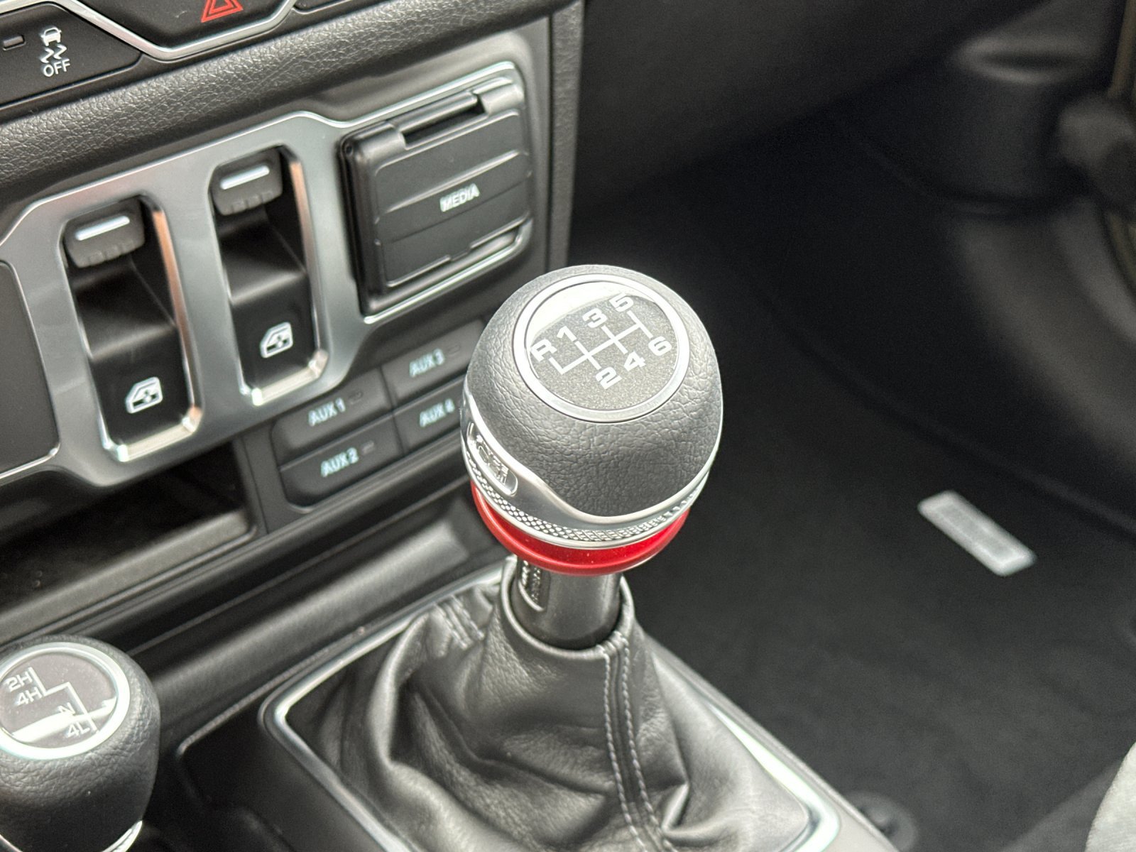 New 2026 Jeep Wrangler Sport AWD/4WD image 19