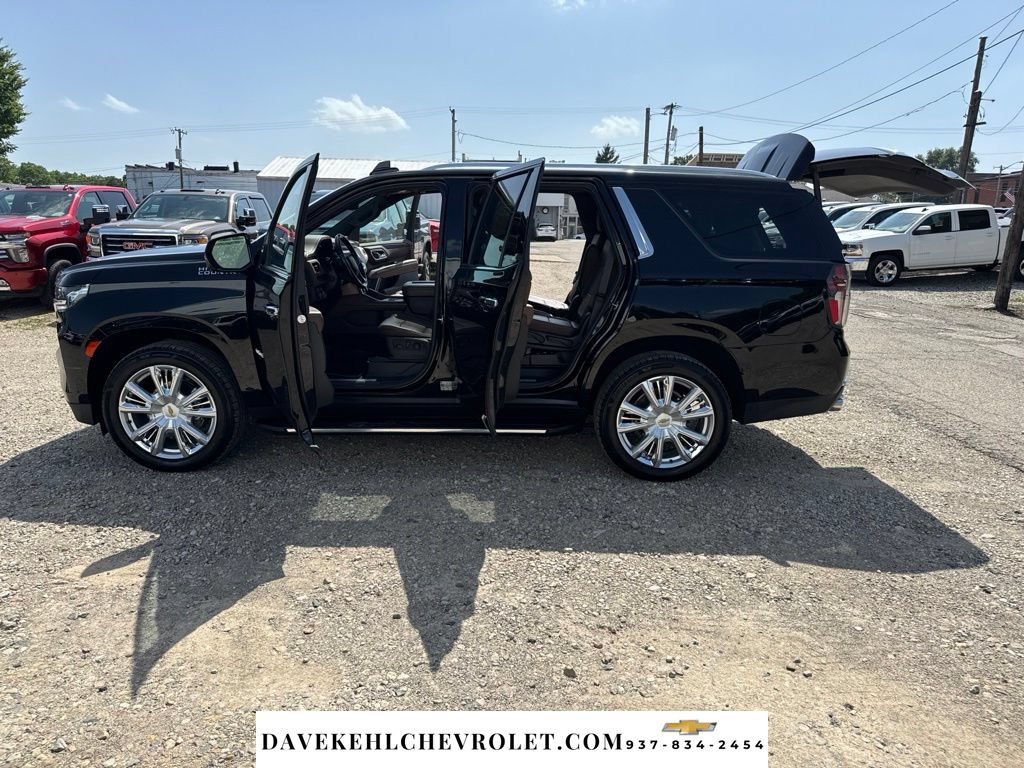 Used 2023 Chevrolet Tahoe High Country AWD/4WD image 33