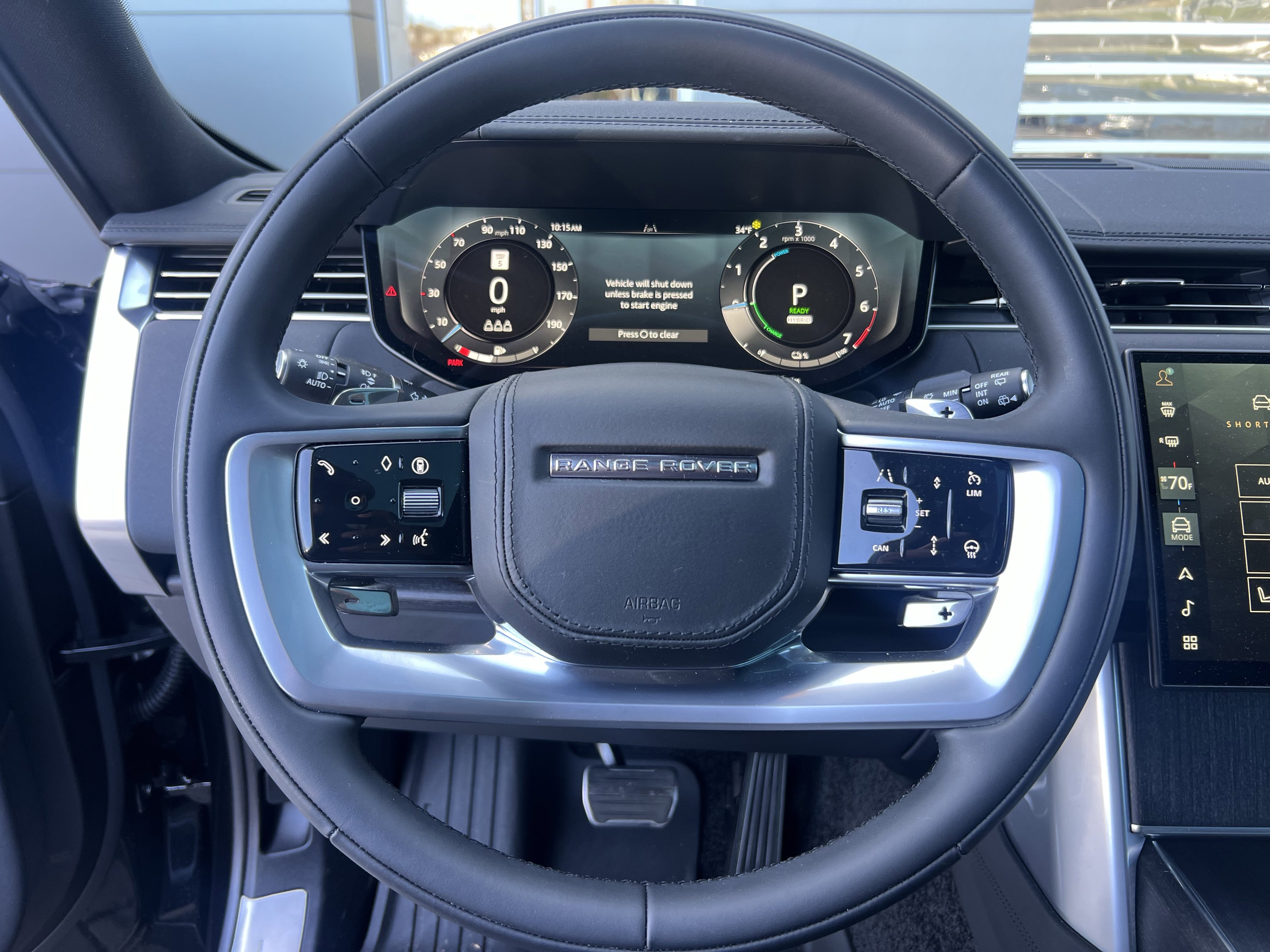 Used 2025 Land Rover Range Rover SE image 16