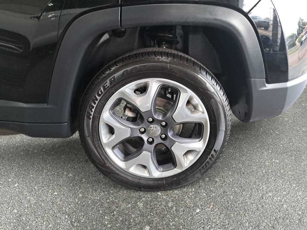 Used 2021 Jeep Compass Limited AWD/4WD image 32