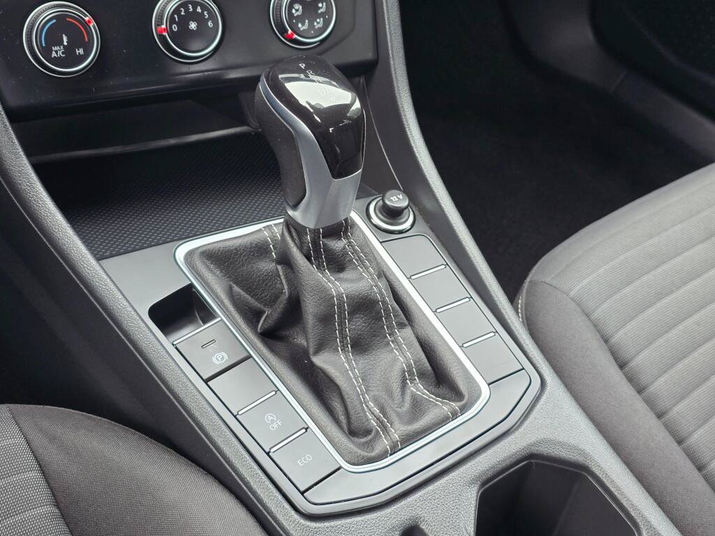 Used 2024 Volkswagen Jetta S FWD image 26