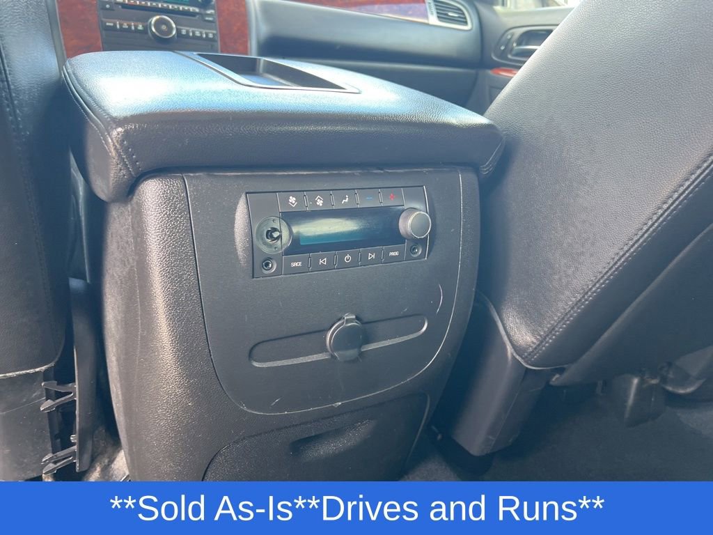 Used 2013 Chevrolet Suburban LT AWD/4WD image 17