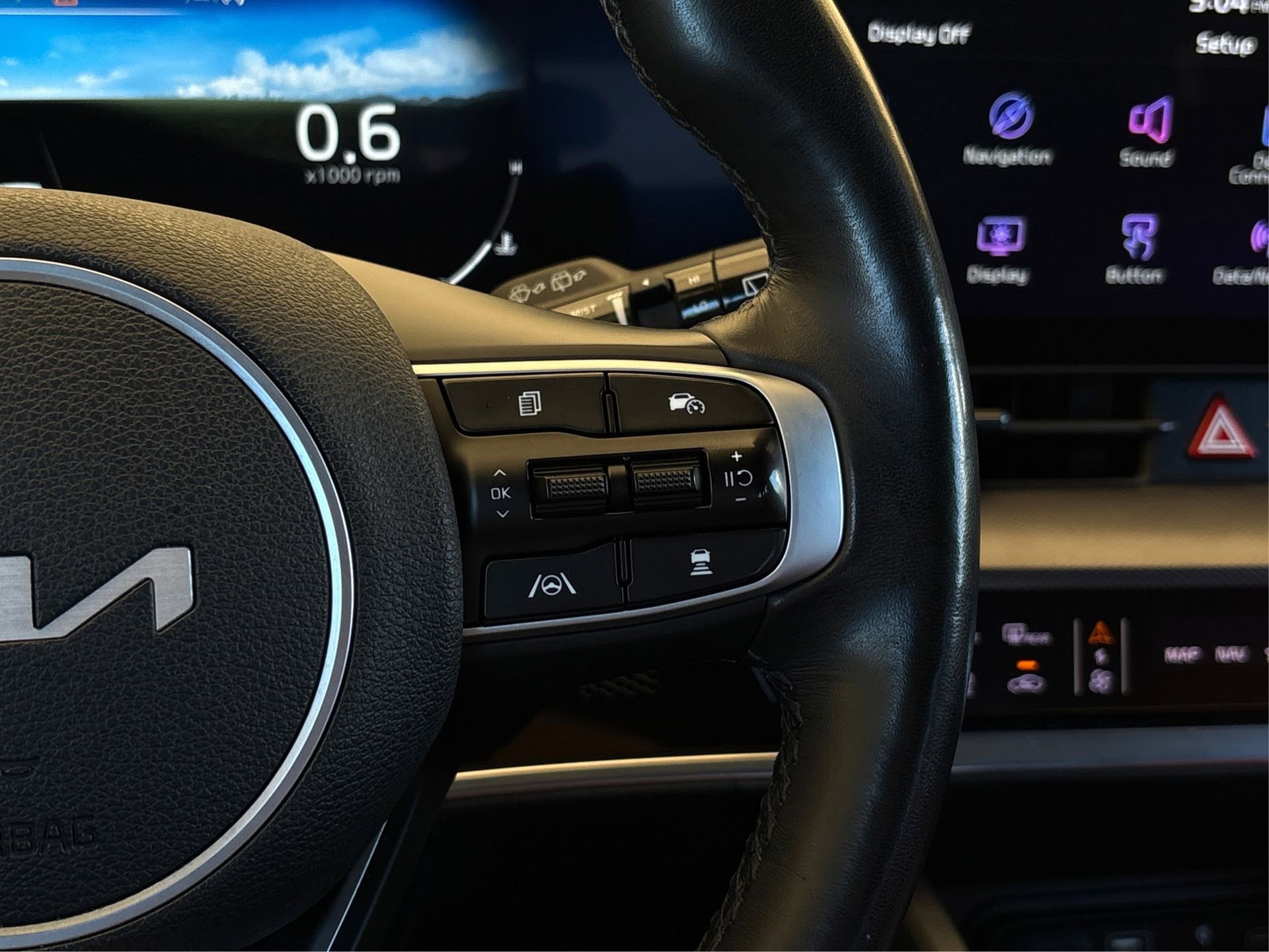 Used 2024 Kia Sportage SX FWD image 28