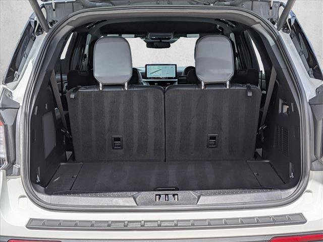 Used 2025 Ford Explorer ST AWD/4WD image 6