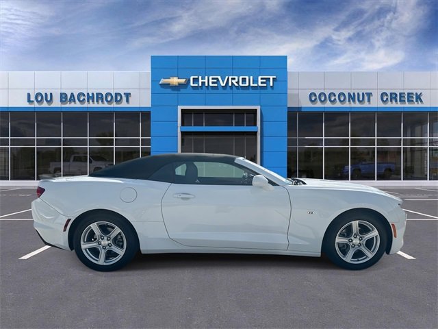 Used 2023 Chevrolet Camaro LT image 9
