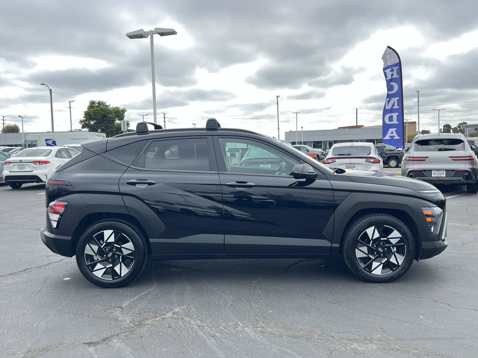Used 2024 Hyundai Kona SEL w/ Convenience Package FWD image 26