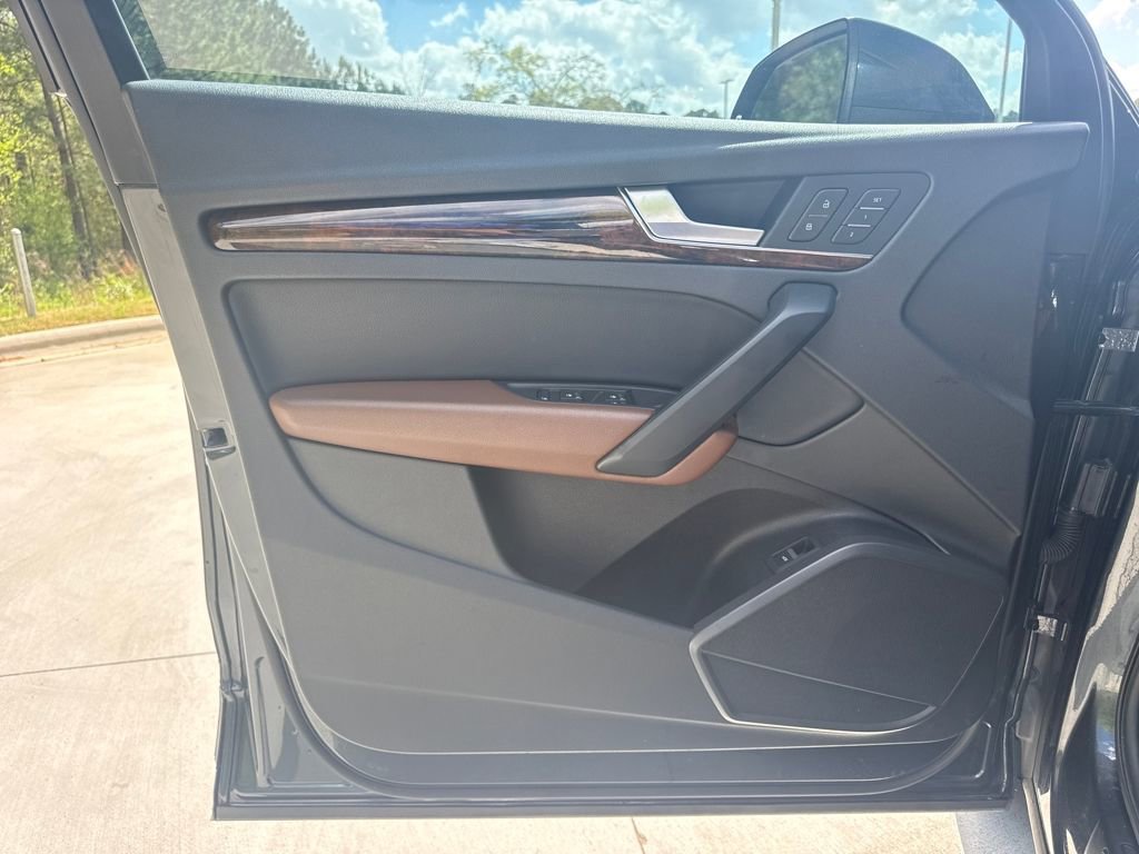 Used 2018 Audi Q5 2.0T Premium w/ Convenience Package image 14