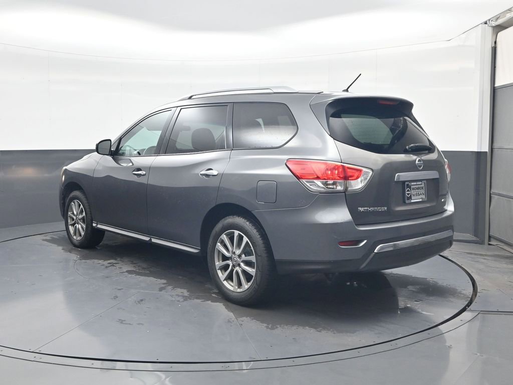 Used 2016 Nissan Pathfinder S image 5