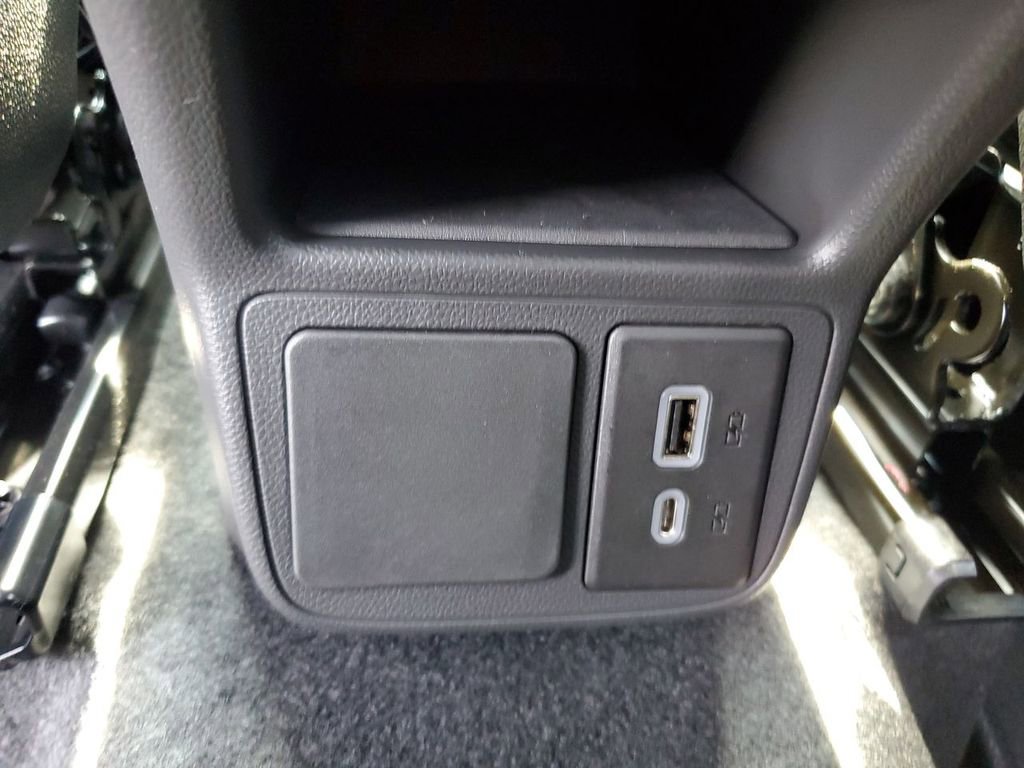 New 2025 Buick Encore GX Sport Touring w/ Comfort Package image 21