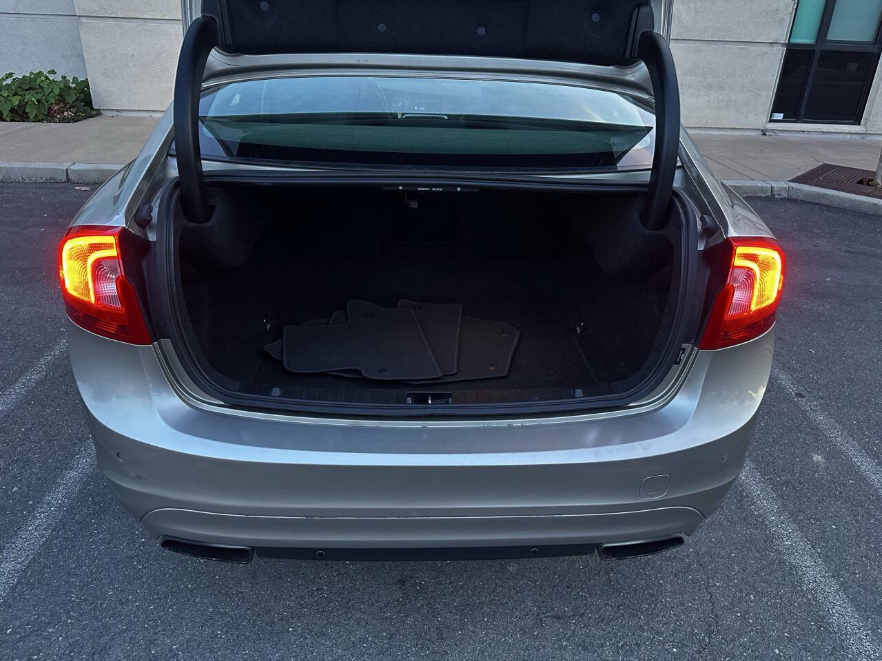 Used 2014 Volvo S60 T5 AWD/4WD image 12