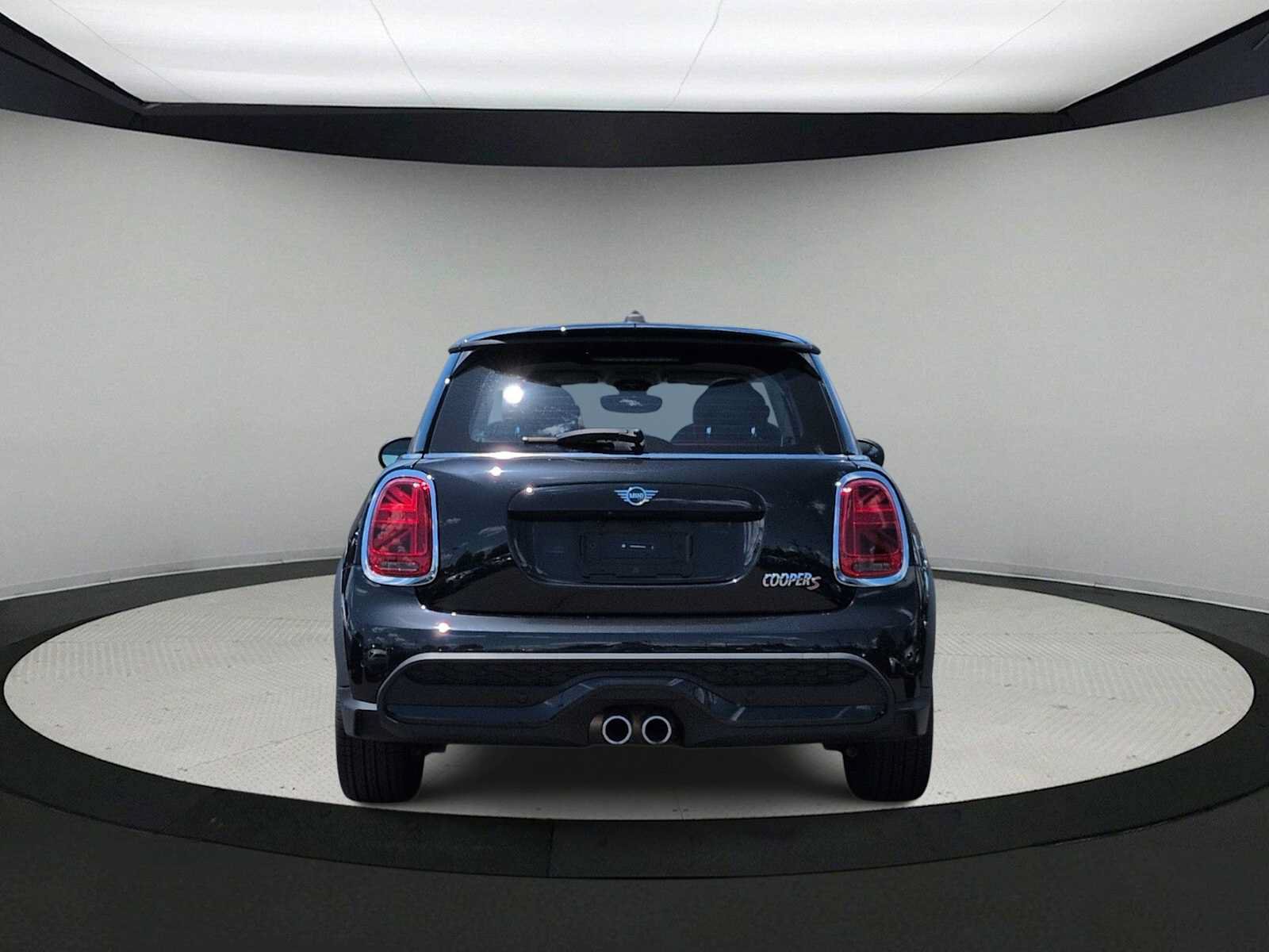 Certified 2024 MINI Cooper S FWD image 7