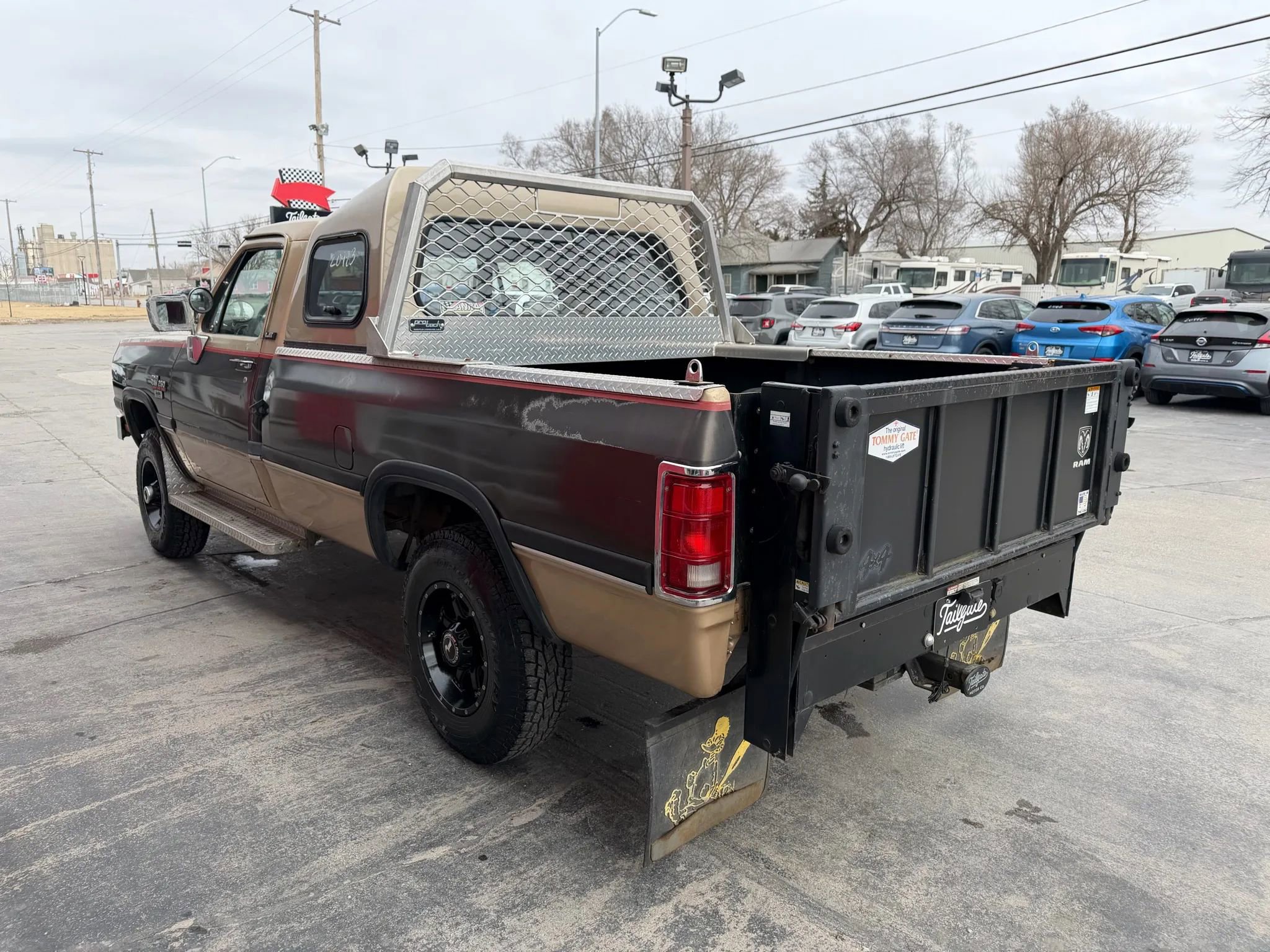 Used 1991 Dodge D/W Truck 250 AWD/4WD image 5