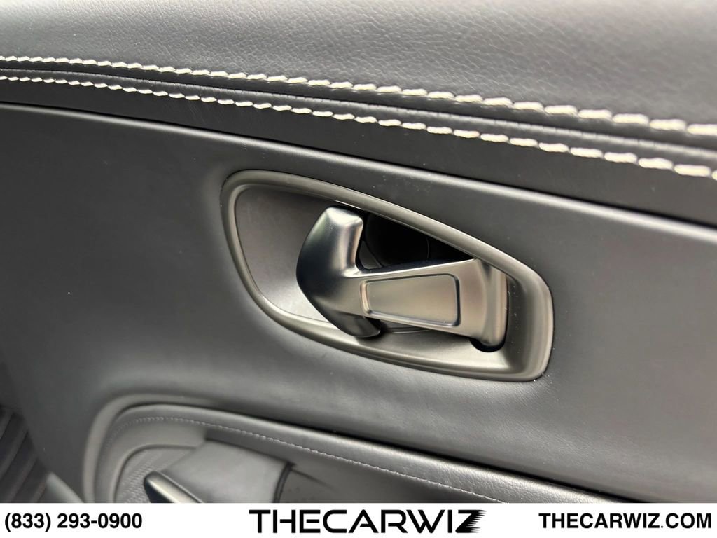 Used 2021 Aston Martin DBX AWD/4WD image 85