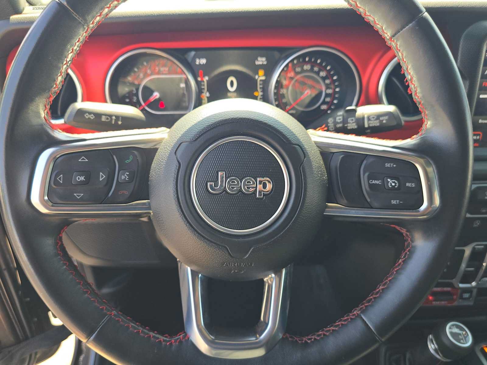 Used 2018 Jeep Wrangler Unlimited Rubicon AWD/4WD image 22