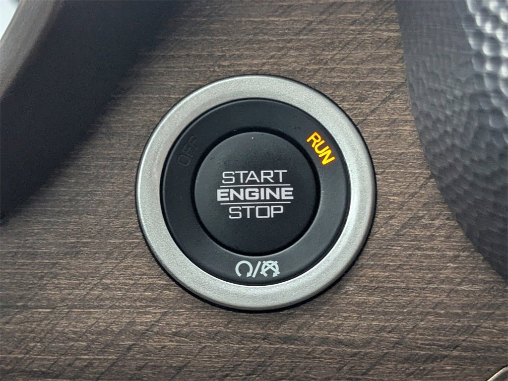Used 2025 RAM 1500 Limited image 29