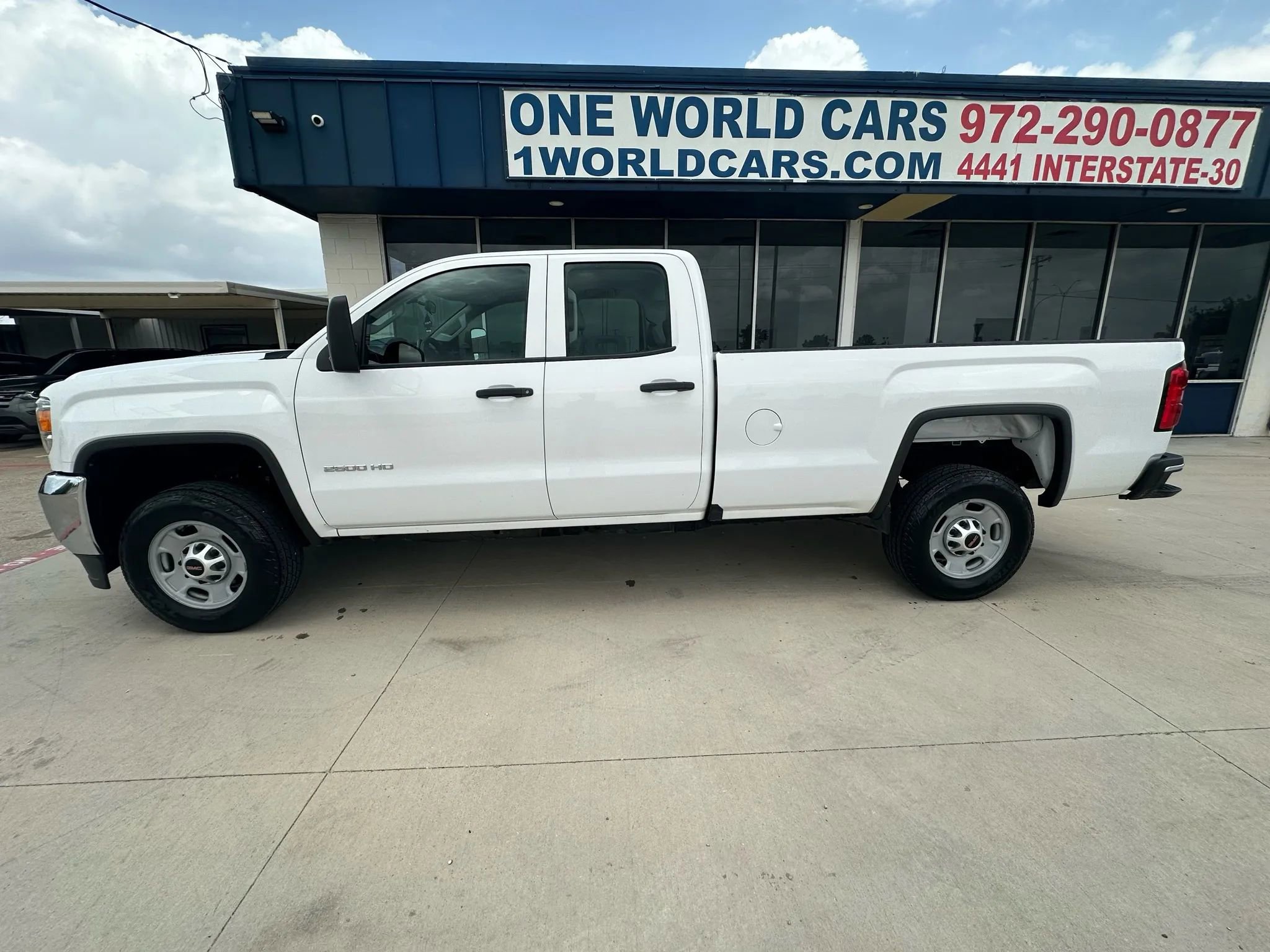 Used 2018 GMC Sierra 2500 2WD Double Cab image 2