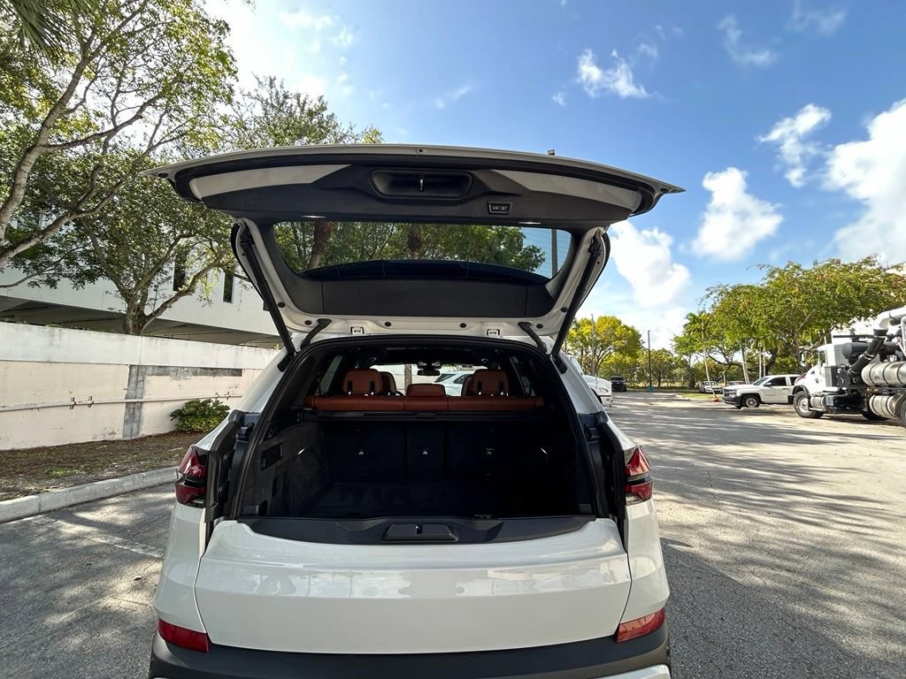 Used 2025 BMW X5 xDrive50e AWD/4WD image 41