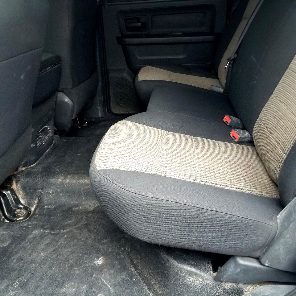 Used 2012 RAM 3500 ST w/ ST Decor Group image 12