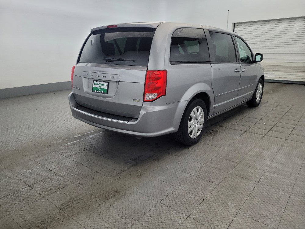 Used 2016 Dodge Grand Caravan SE w/ Quick Order Package 29E SE FWD image 9