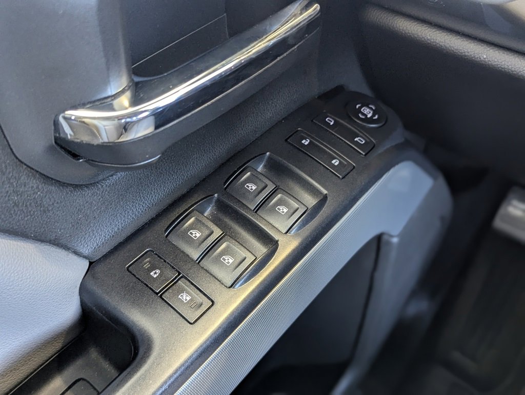 Used 2018 Chevrolet Silverado 1500 LT w/ All Star Edition image 36