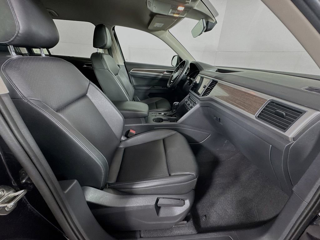 Used 2019 Volkswagen Atlas SE w/ Towing Package FWD image 34