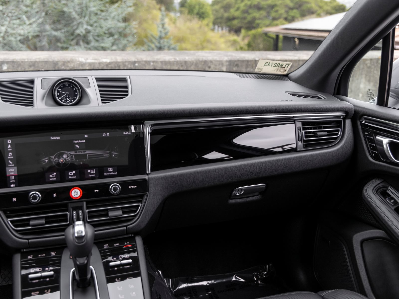 Used 2026 Porsche Macan AWD/4WD image 48