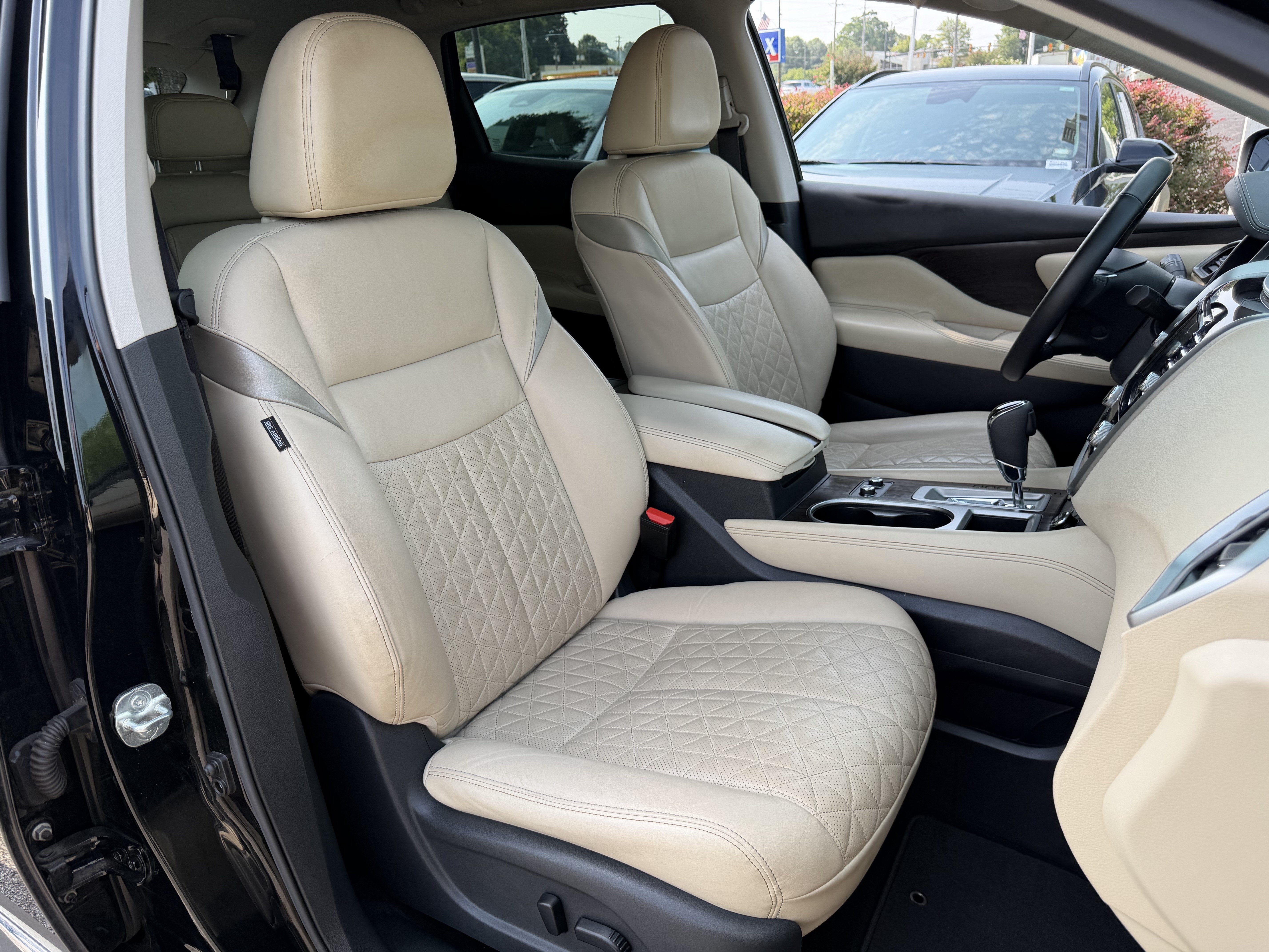 Used 2022 Nissan Murano Platinum w/ Cargo Package FWD image 34