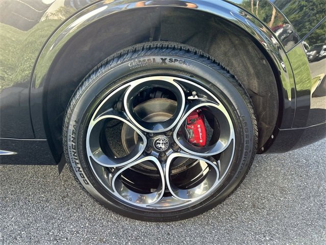 Used 2022 Alfa Romeo Stelvio Veloce image 11