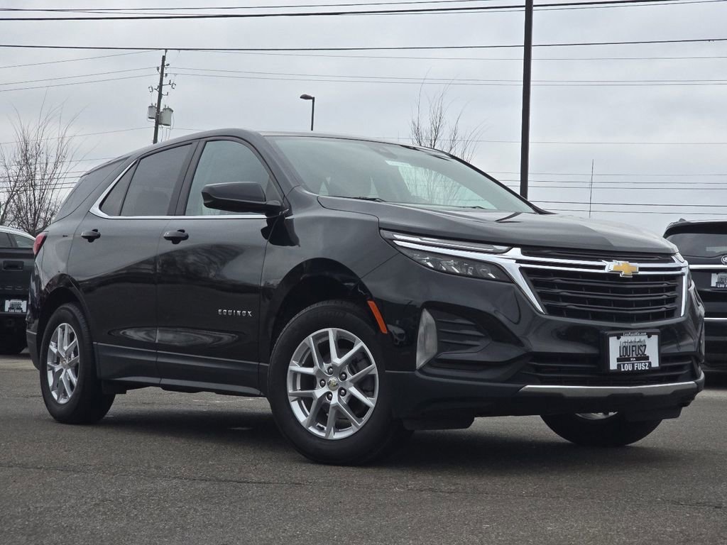Used 2024 Chevrolet Equinox LT image 1