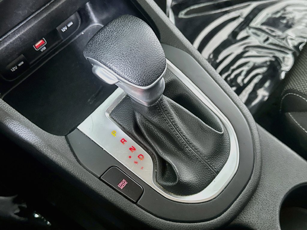 Used 2023 Kia Forte LXS FWD image 30