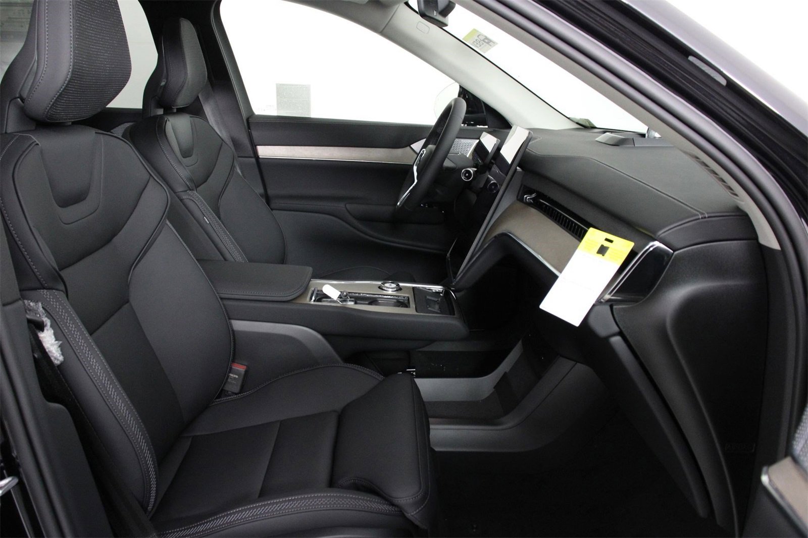 New 2025 Volvo EX90 Ultra image 10