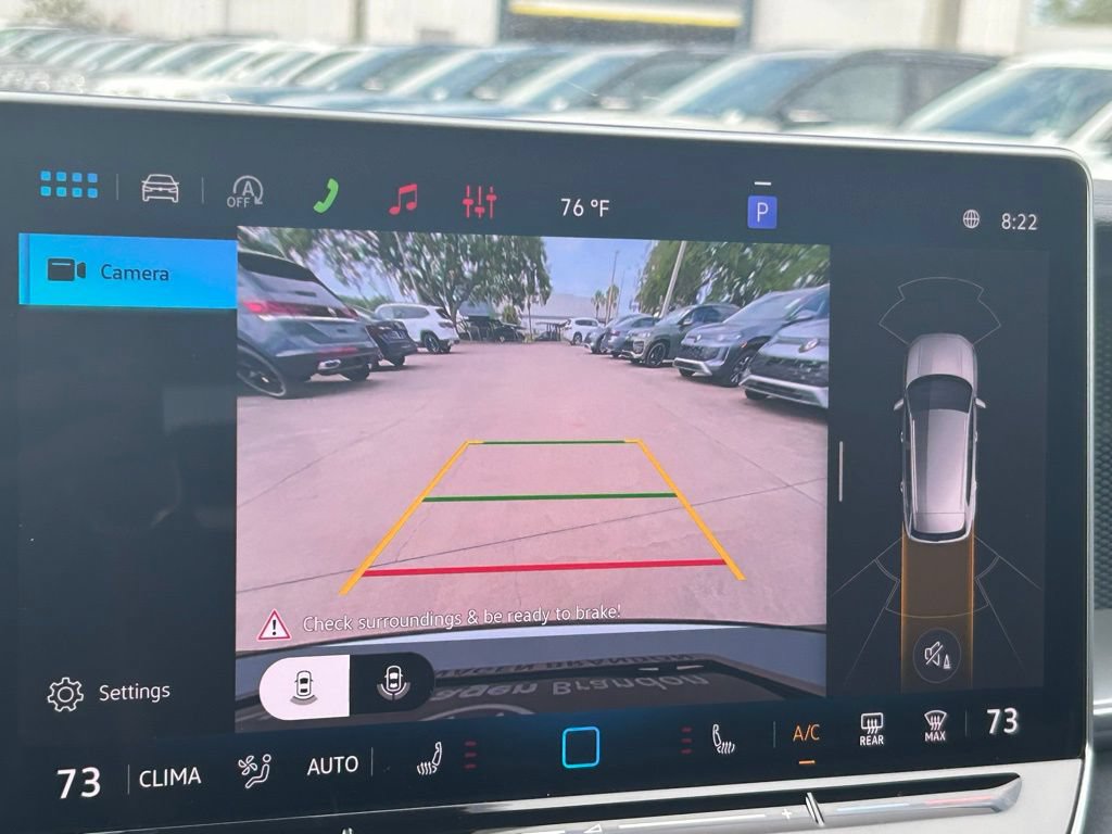New 2026 Volkswagen Tiguan SE R-Line FWD image 18