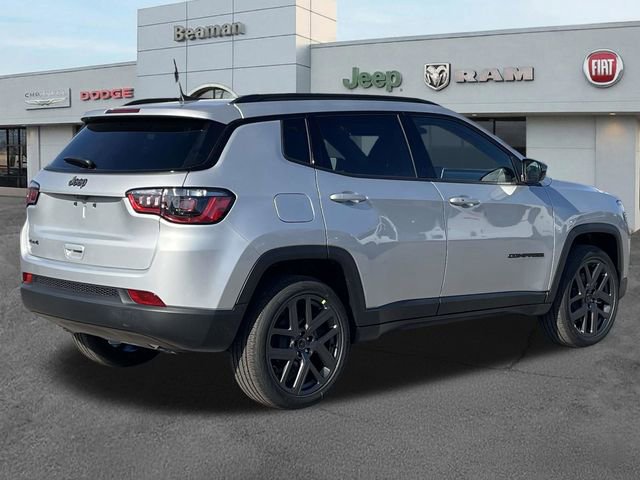 New 2026 Jeep Compass Latitude w/ Sun and Sound Group image 7