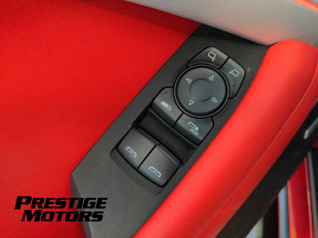 Used 2021 Chevrolet Camaro SS RWD image 16
