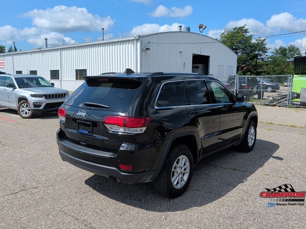 Used 2020 Jeep Grand Cherokee Laredo AWD/4WD image 6