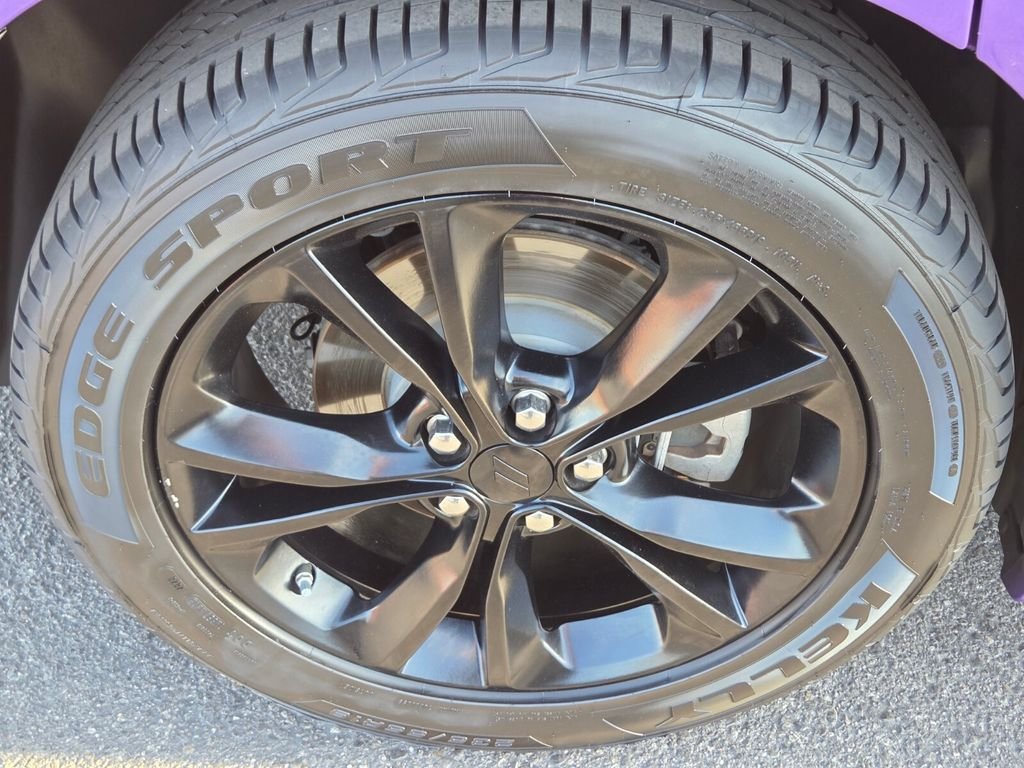Used 2023 Dodge Charger SXT AWD/4WD image 10