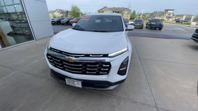 Used 2025 Chevrolet Equinox LT FWD image 5