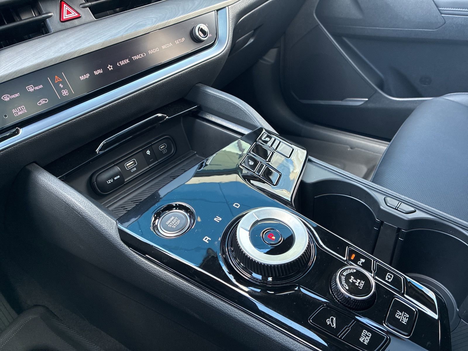 Used 2025 Kia Sportage X-Line image 22