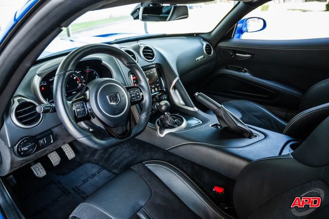 Used 2015 Dodge Viper w/ Quick Order Package 22J GT RWD image 2
