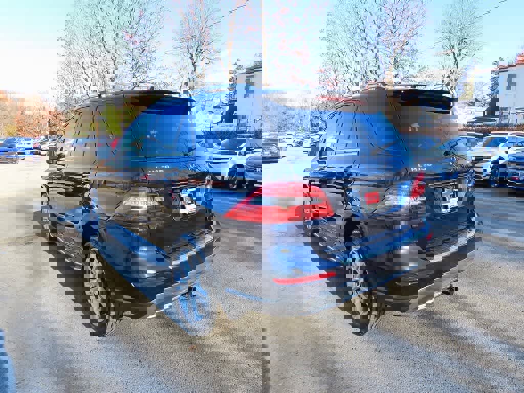 Used 2015 Mercedes-Benz ML 350 4MATIC image 4