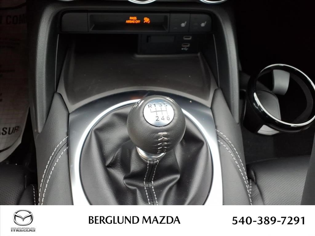 New 2026 MAZDA MX-5 Miata Grand Touring w/ Weather Package RWD image 19