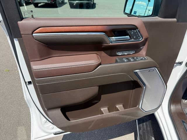 Used 2024 GMC Sierra 1500 Denali w/ Technology Package AWD/4WD image 13