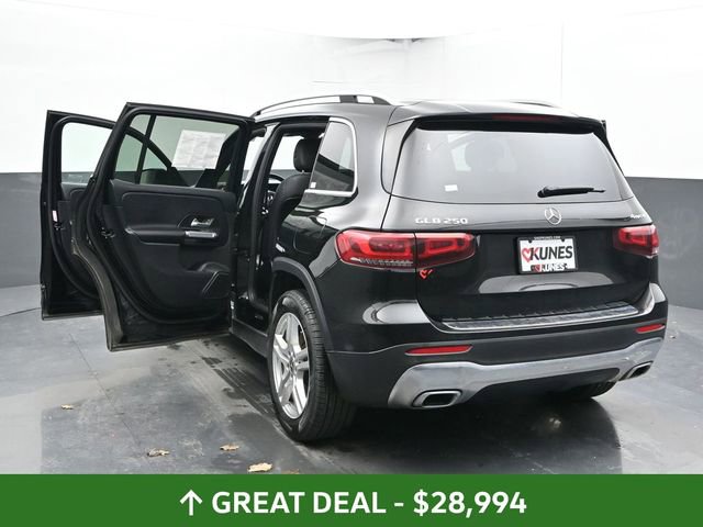 Used 2023 Mercedes-Benz GLB 250 4MATIC image 57