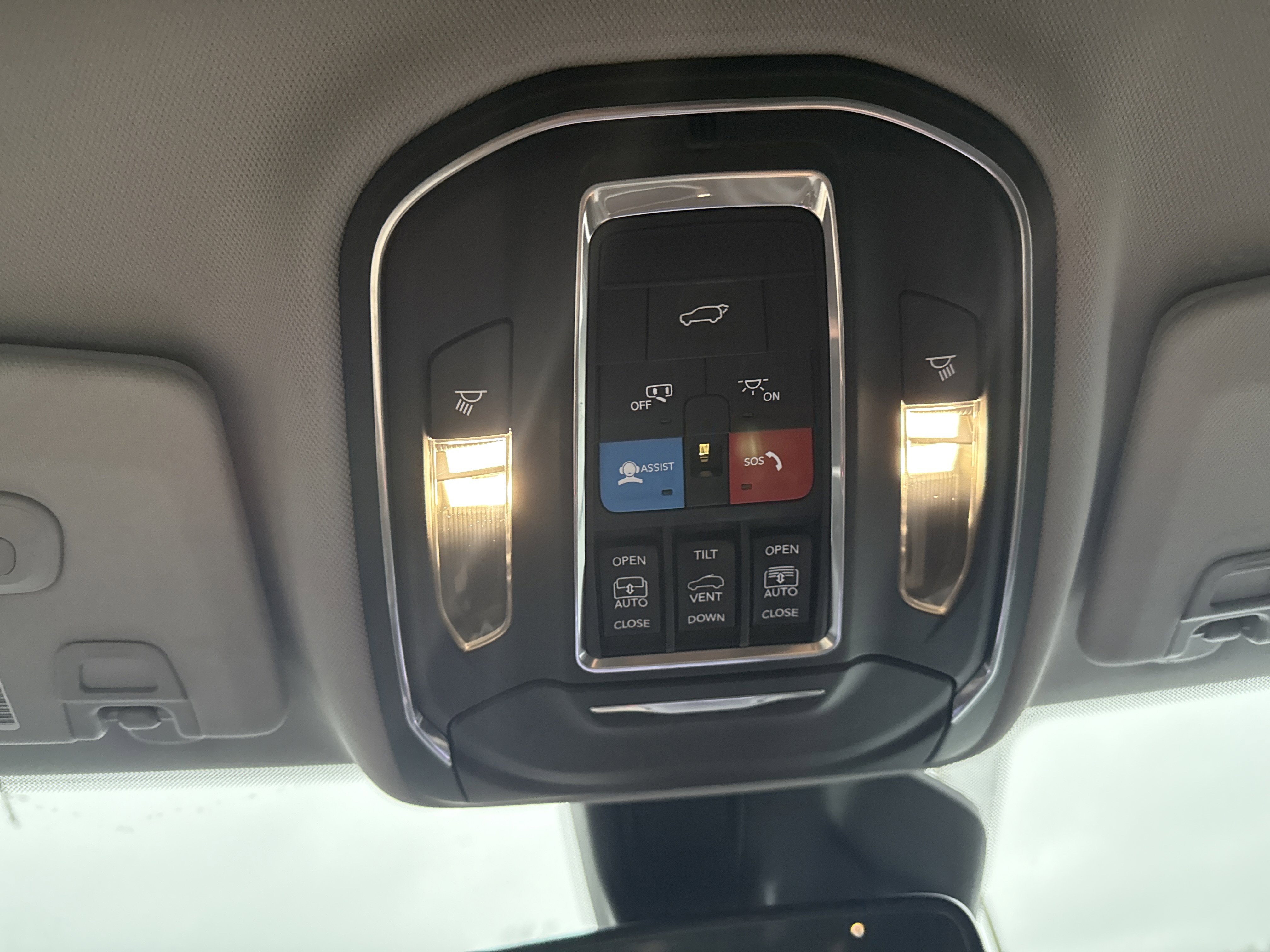 Used 2021 Jeep Grand Cherokee L Limited image 30