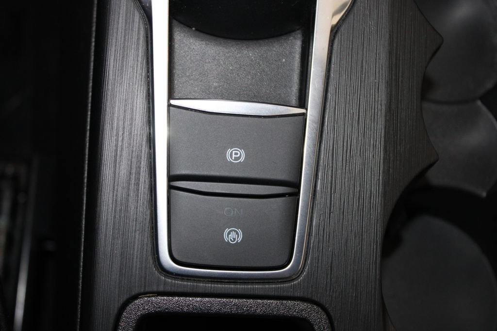Used 2025 Ford Escape ST-Line w/ Tech Pack #1 FWD image 44