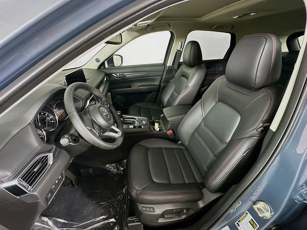 New 2025 MAZDA CX-5 Carbon Edition image 28