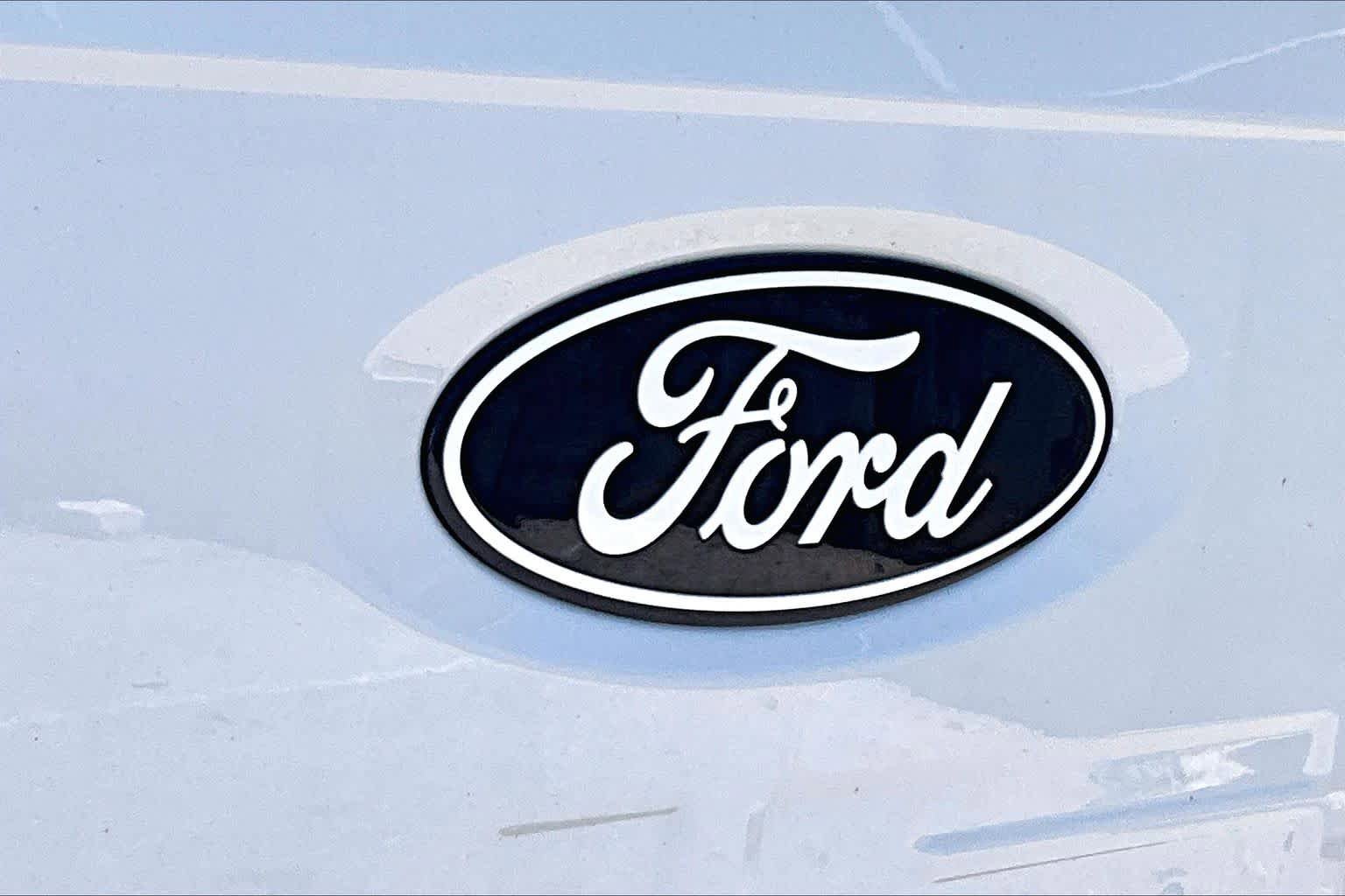 Certified 2025 Ford F150 Lightning Flash image 34