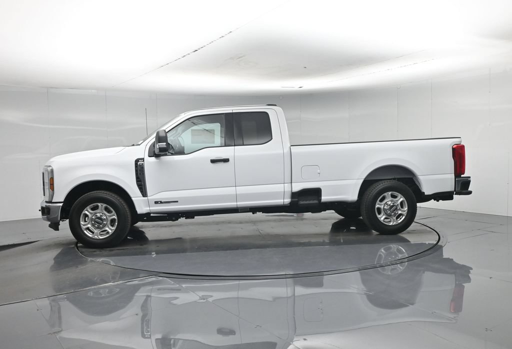 New 2026 Ford F350 XLT RWD image 28
