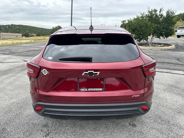 Certified 2025 Chevrolet Trax RS w/ Sunroof Package FWD image 6