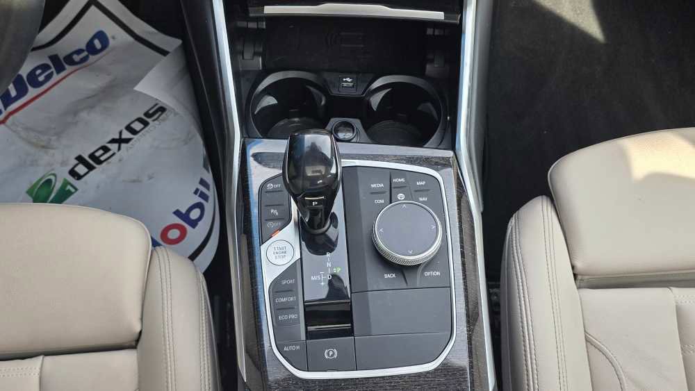 Used 2020 BMW 330i Sedan w/ Premium Package image 16